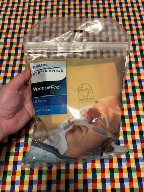 Philips Respironics NuancePro Gel Frame Nasal Mask - White and Blue Packaging